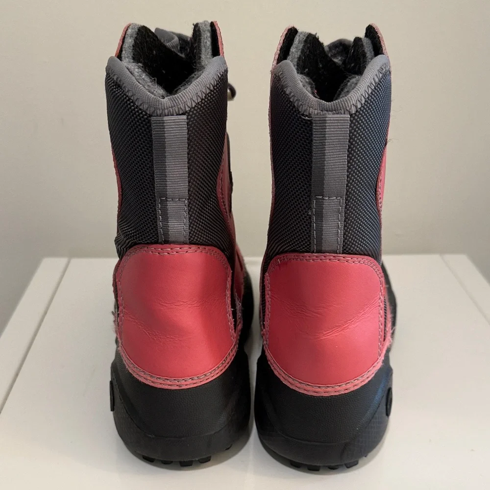 Sorel IcePack Pink Black Techlite Warm Cozy Winter Snow Rain Boots size 5